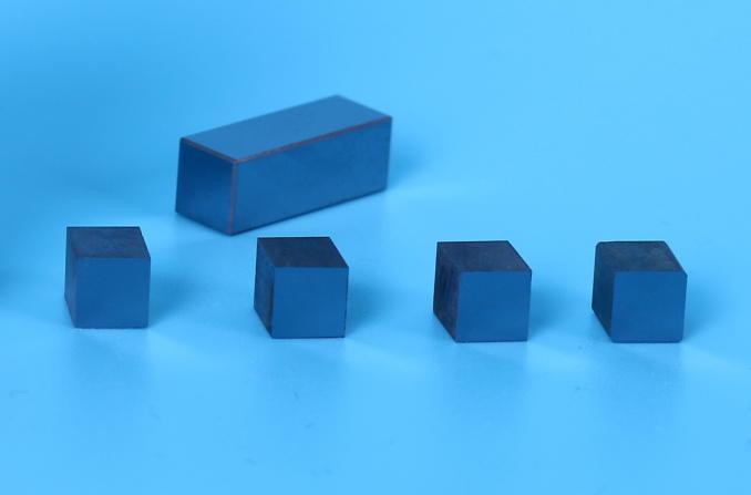 Jinan Springcrystal  Photoelectric Technology Co.,Ltd.